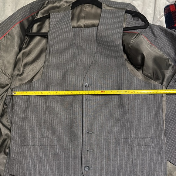 Stafford Suit - Picture 13 of 15